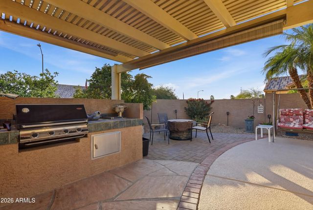 20108 N 110TH Avenue, Sun City, AZ 85373