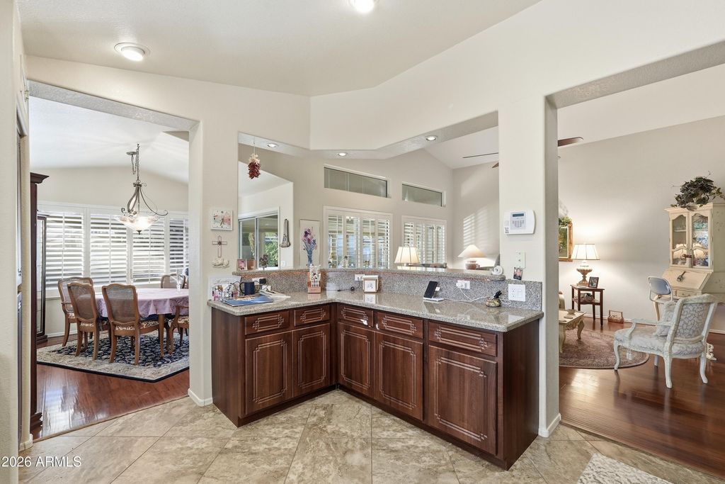 Image 8 of property listing at 20108 N 110TH Avenue, Sun City, AZ 85373