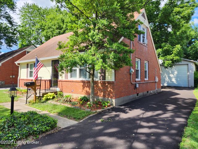 3011 Betty Ln, Louisville, KY 40205