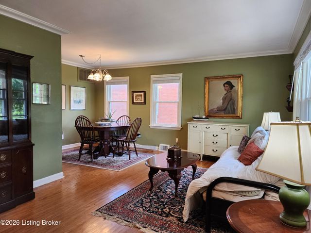 3011 Betty Ln, Louisville, KY 40205