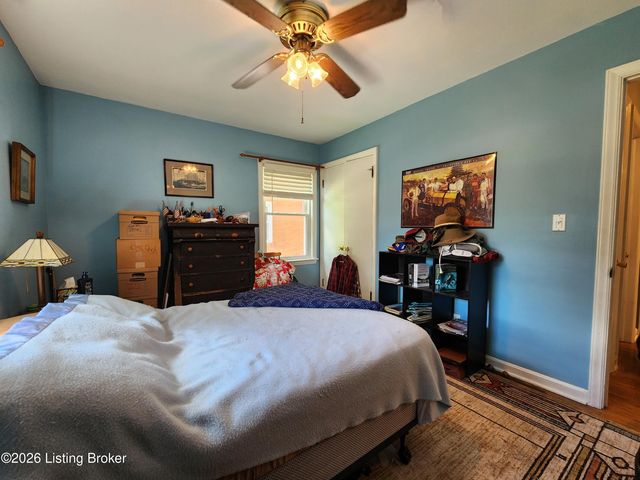 3011 Betty Ln, Louisville, KY 40205