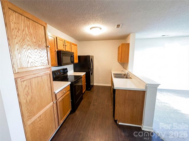 1136 Ballina Way, Charlotte, NC 28214