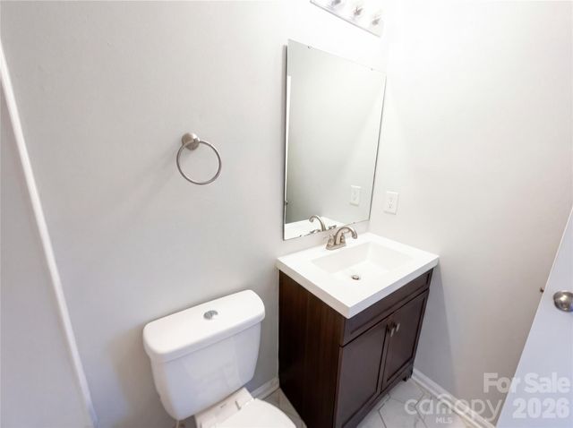 1136 Ballina Way, Charlotte, NC 28214