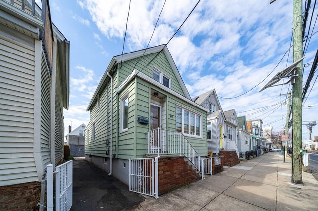 46 EAST 16TH ST, Bayonne, NJ 07002