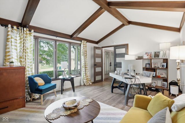 755 Round Court, Zionsville, IN 46077