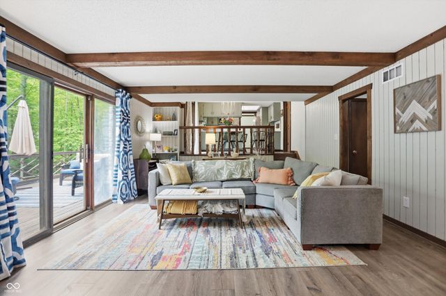 755 Round Court, Zionsville, IN 46077