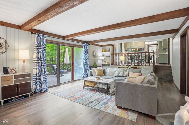 755 Round Court, Zionsville, IN 46077