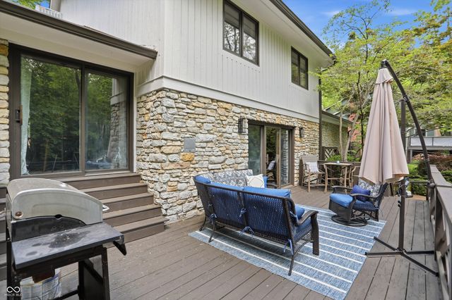 755 Round Court, Zionsville, IN 46077