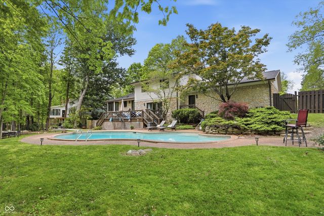 755 Round Court, Zionsville, IN 46077