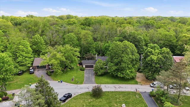 755 Round Court, Zionsville, IN 46077