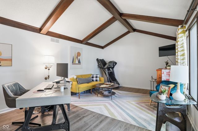 755 Round Court, Zionsville, IN 46077