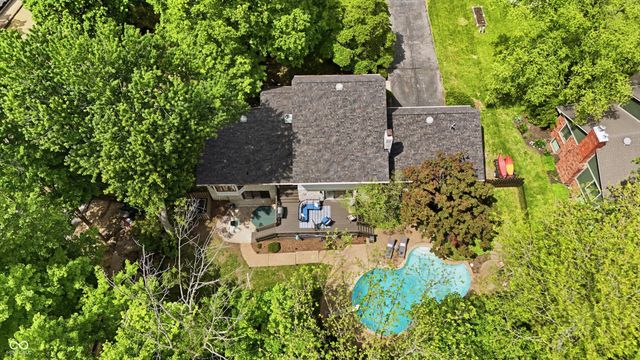 755 Round Court, Zionsville, IN 46077