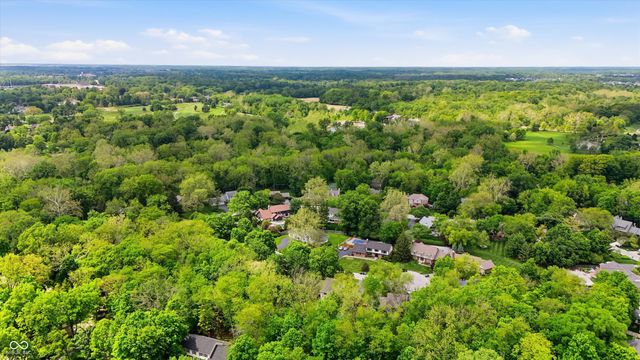 755 Round Court, Zionsville, IN 46077