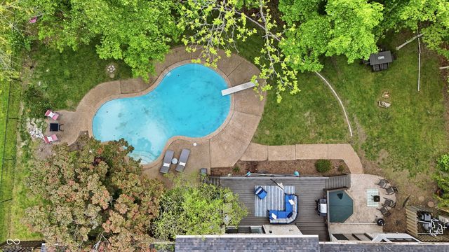 755 Round Court, Zionsville, IN 46077