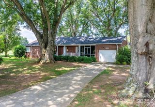 4002 Hickory Boulevard, Granite Falls, NC 28630