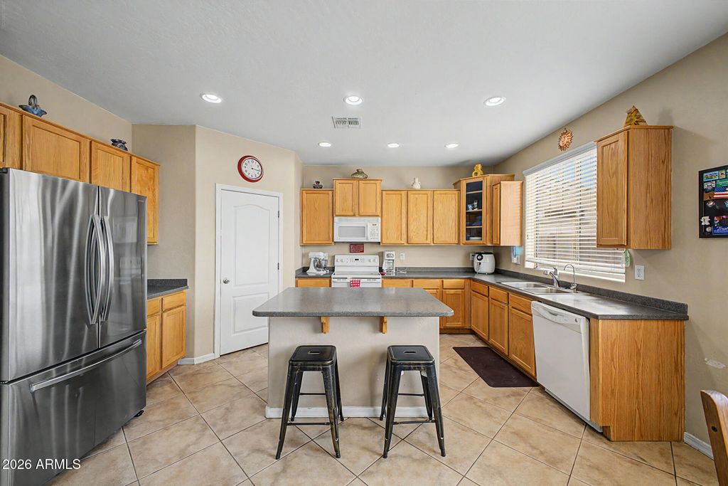 Image 9 of property listing at 4440 E LOS ALTOS Drive, Gilbert, AZ 85297