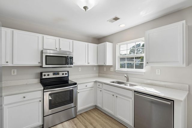 1207 Shadow Mist Lane, Charleston, SC 29492