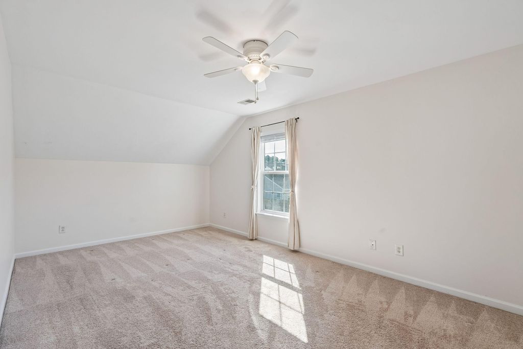 Image 19 of property listing at 1207 Shadow Mist Lane, Charleston, SC 29492