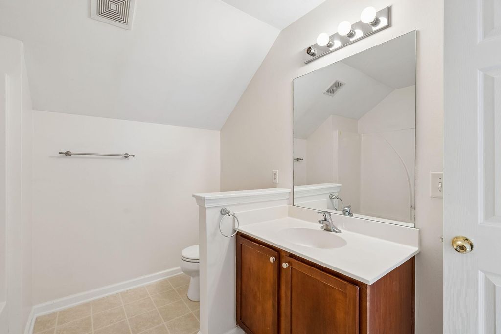 Image 23 of property listing at 1207 Shadow Mist Lane, Charleston, SC 29492