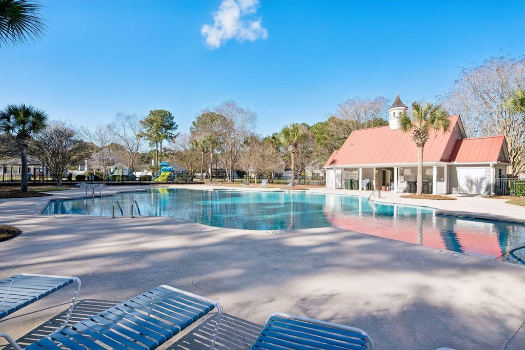 Image 39 of property listing at 1207 Shadow Mist Lane, Charleston, SC 29492