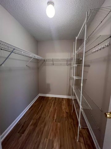 1949 Rob Way, Tallahassee, FL 32303