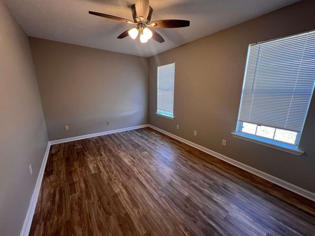 1949 Rob Way, Tallahassee, FL 32303