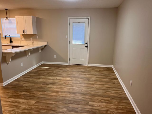 1949 Rob Way, Tallahassee, FL 32303