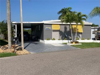 210 Sun CIR, Fort Myers, FL 33905