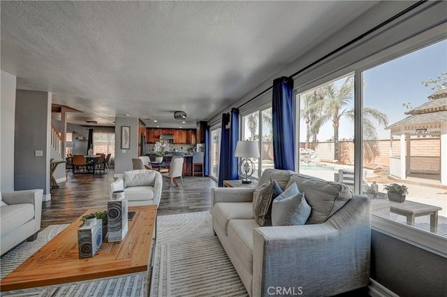1113 Pampas Circle, Corona, CA 92881