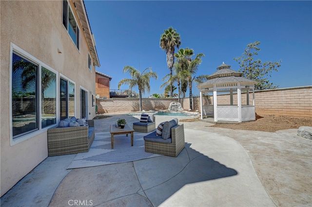 1113 Pampas Circle, Corona, CA 92881