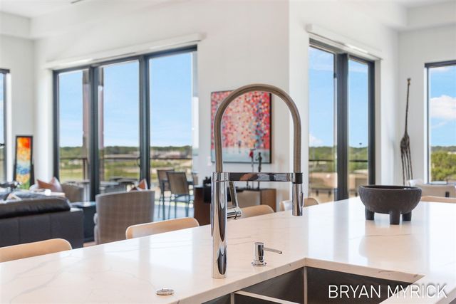159 S River Avenue 505, Holland, MI 49423