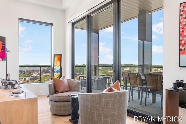 159 S River Avenue 505, Holland, MI 49423