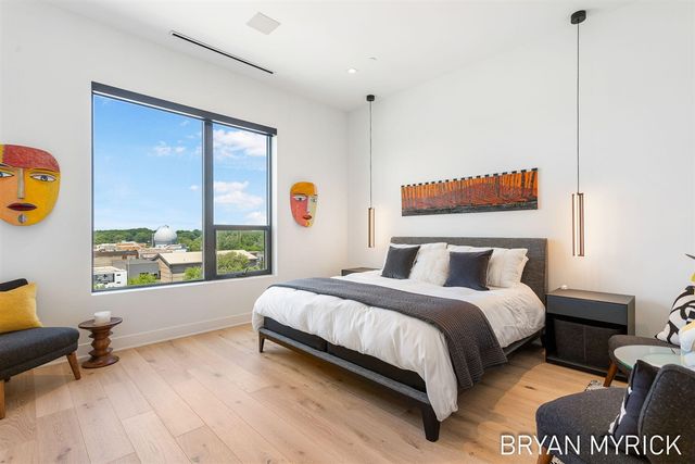 159 S River Avenue 505, Holland, MI 49423