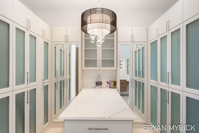 159 S River Avenue 505, Holland, MI 49423