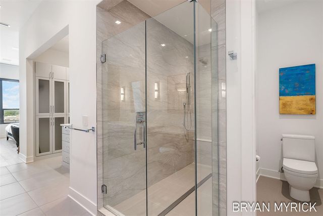 159 S River Avenue 505, Holland, MI 49423