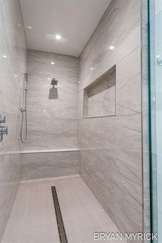 159 S River Avenue 505, Holland, MI 49423