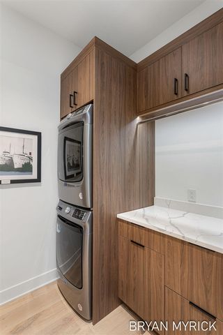 159 S River Avenue 505, Holland, MI 49423