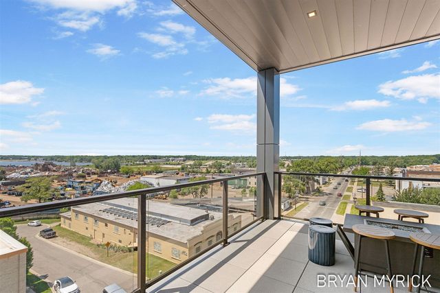 159 S River Avenue 505, Holland, MI 49423