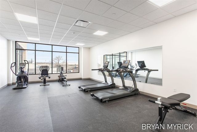 159 S River Avenue 505, Holland, MI 49423