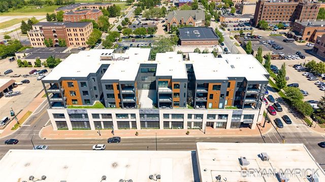 159 S River Avenue 505, Holland, MI 49423