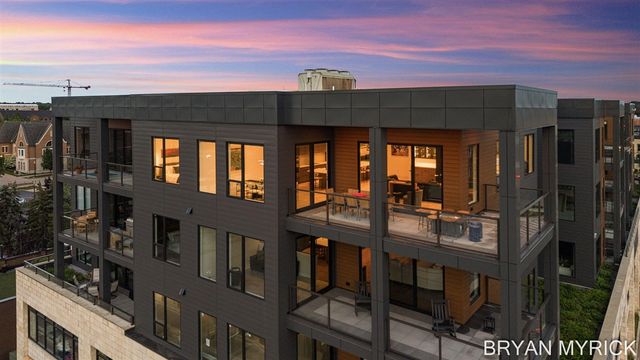 159 S River Avenue 505, Holland, MI 49423