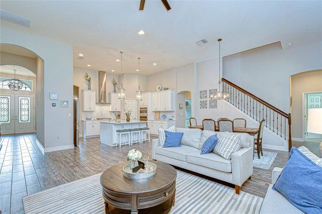 6335 KNOB TREE DRIVE, Lithia, FL 33547