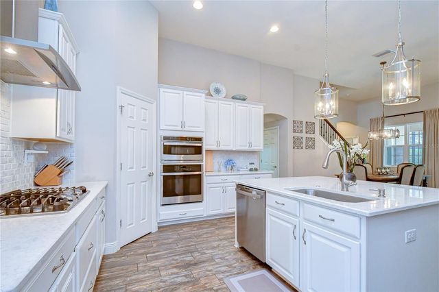 6335 KNOB TREE DRIVE, Lithia, FL 33547