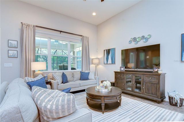 6335 KNOB TREE DRIVE, Lithia, FL 33547