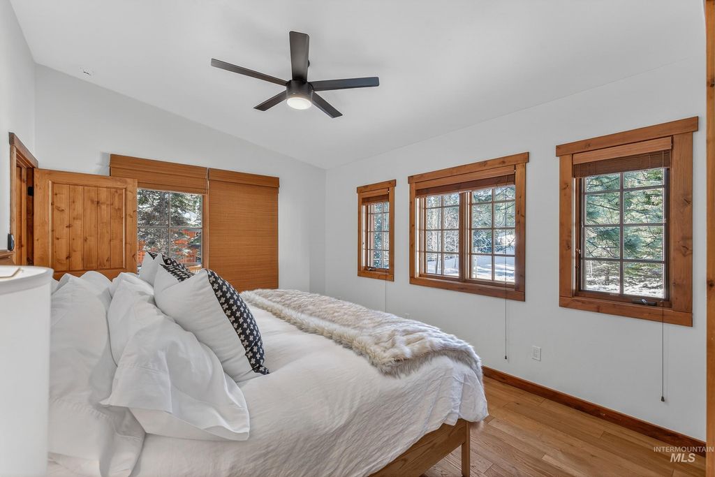 21 Rock Creek Court, Donnelly, ID 83615 photo 24