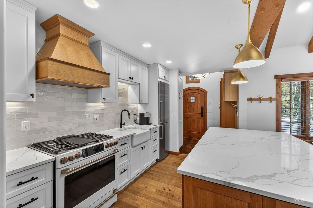 21 Rock Creek Court, Donnelly, ID 83615 photo 9