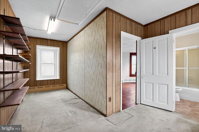 411 SWAMP PIKE, Schwenksville, PA 19473