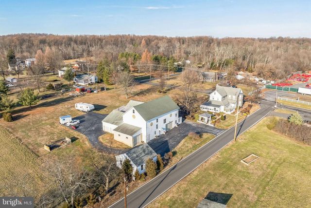 411 SWAMP PIKE, Schwenksville, PA 19473