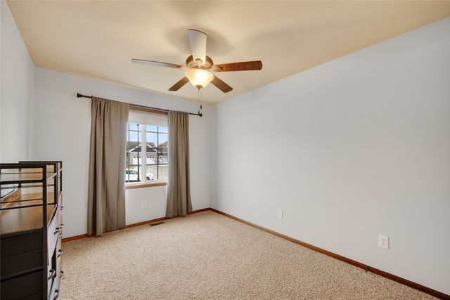 16201 Wilden Drive, Urbandale, IA 50323