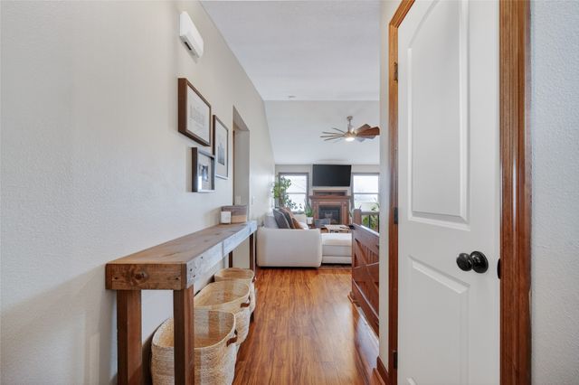 16201 Wilden Drive, Urbandale, IA 50323